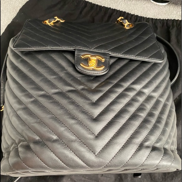 Chanel Chevron Urban City backpack medium - Picture 8 of 9